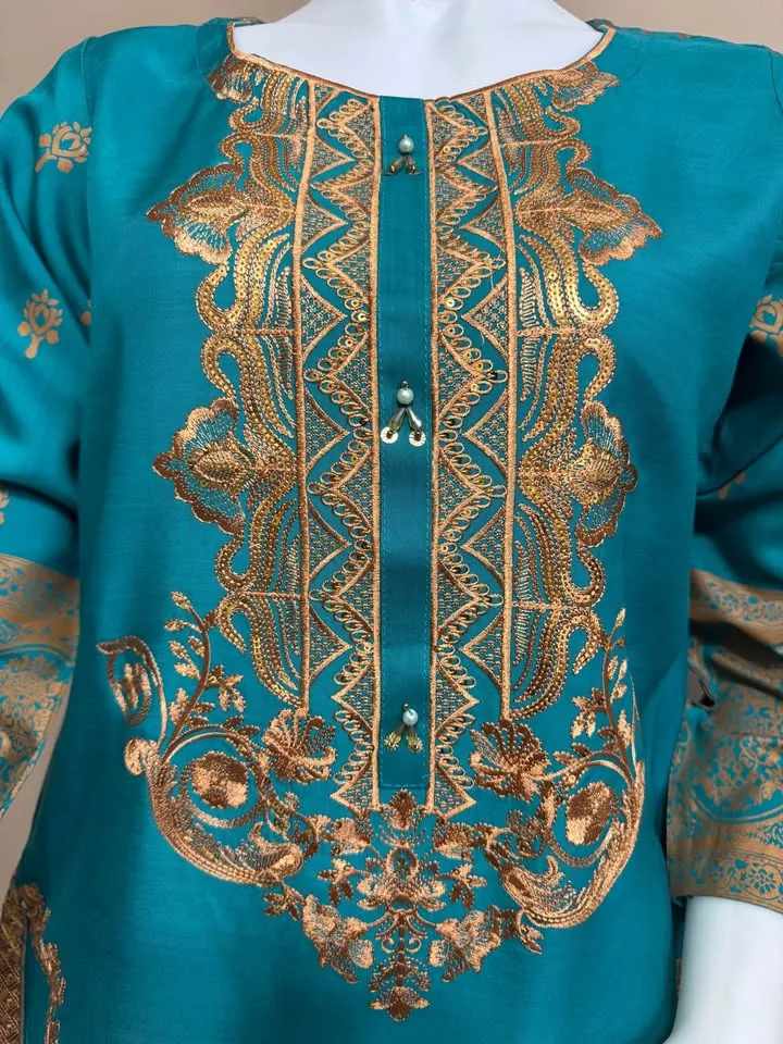 Viscose Embroidered Kurti / Top, photo 3 of 6