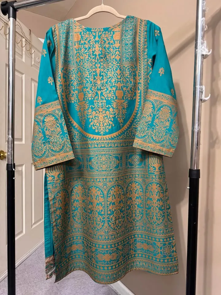 Viscose Embroidered Kurti / Top, photo 6 of 6