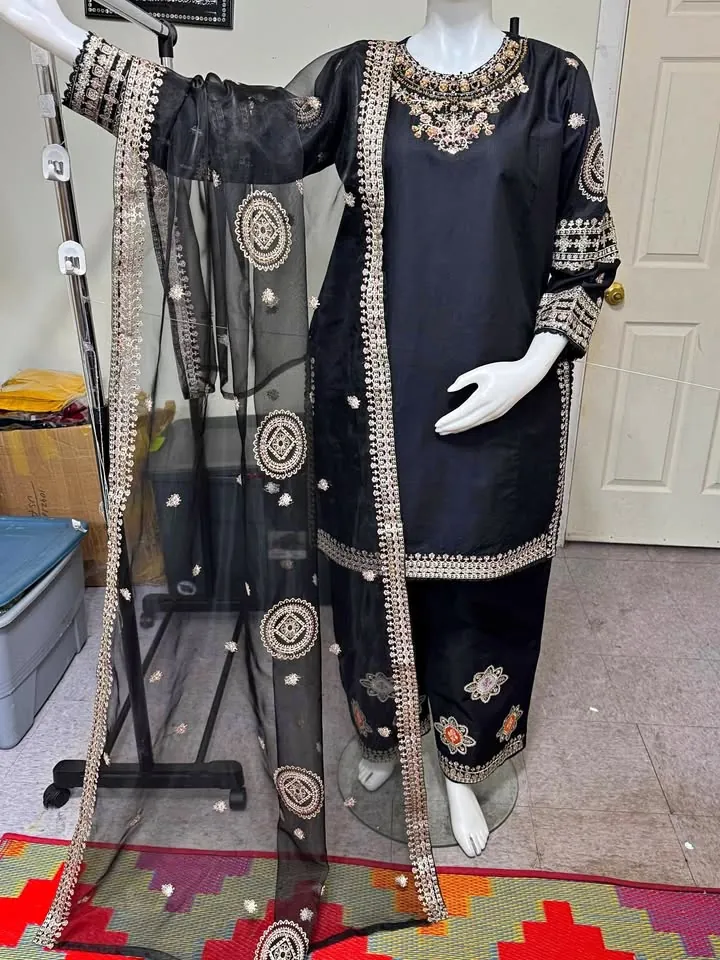 Cotton Party Wear Dress with Organza Dupatta, photo 1 of 4