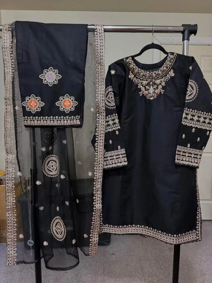Cotton Party Wear Dress with Organza Dupatta, photo 2 of 4