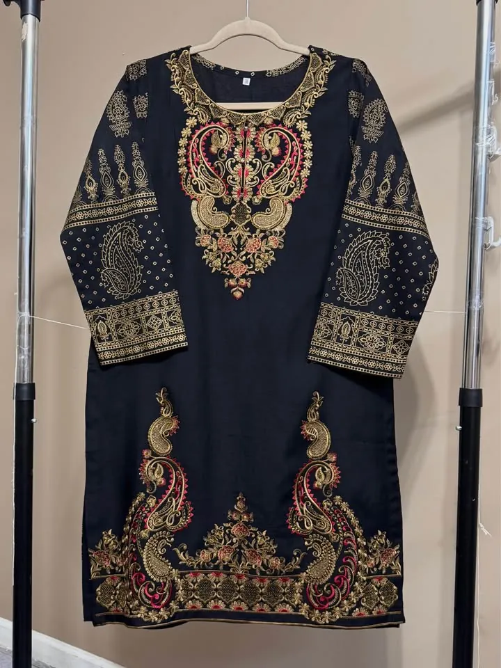 Black Viscose Embroidered Kurti / Top, photo 5 of 6