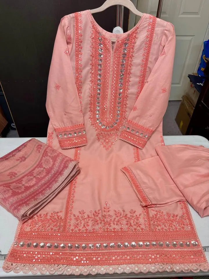 Peach Cotton Embroidered Dress with Monar Dupatta, photo 5 of 5