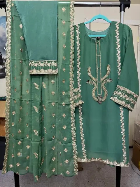 Green Chiffon Embroidered Dress, photo 3