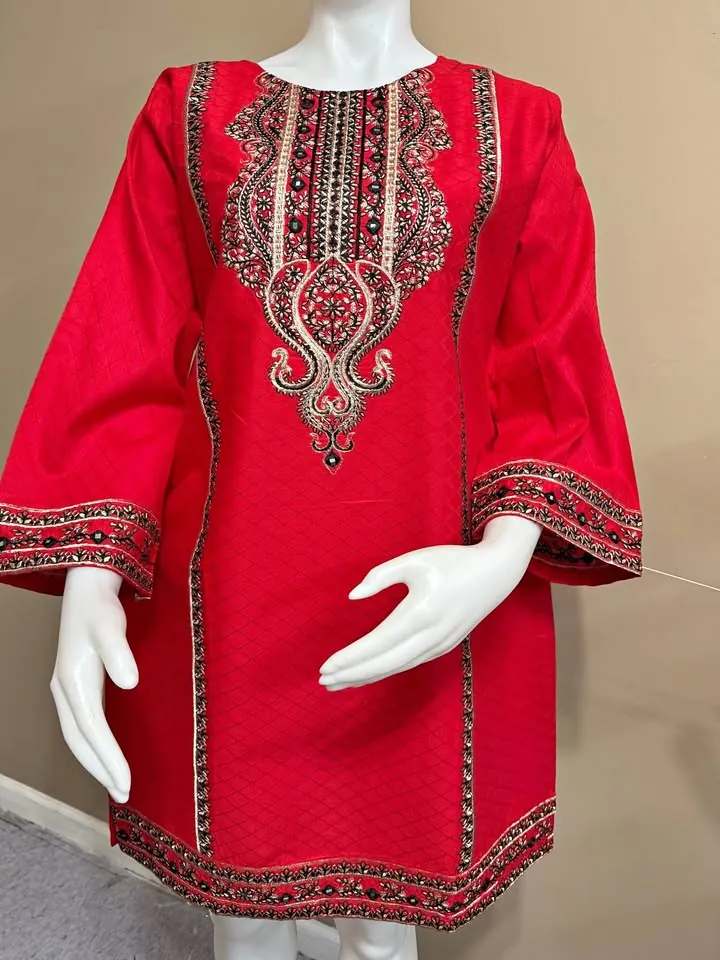 Cotton Embroidered Kurti / Top, photo 1 of 5