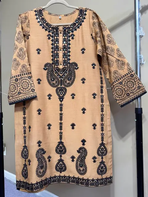Beige Viscose Embroidered Kurti / Top, photo 4