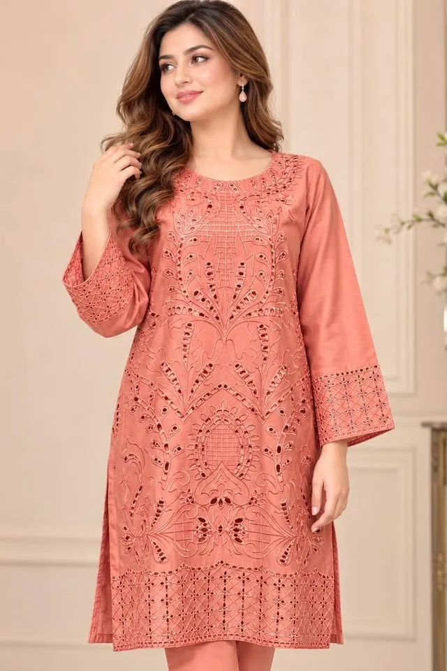 Viscose Chikankari Kurti / Top, photo 2 of 5