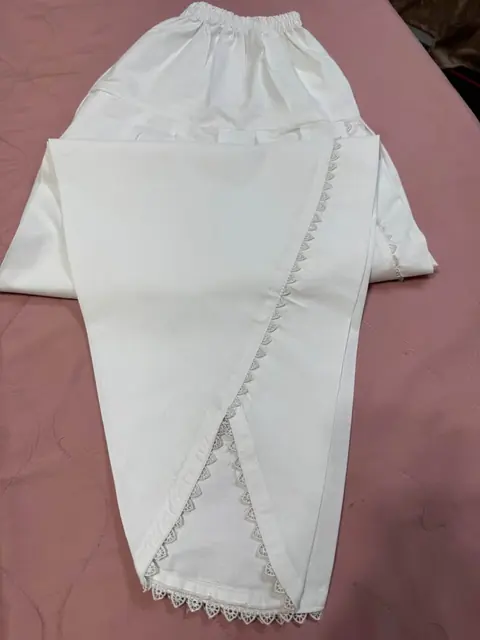 White Cotton Tulip Shalwar with Lace / Pant, photo 3