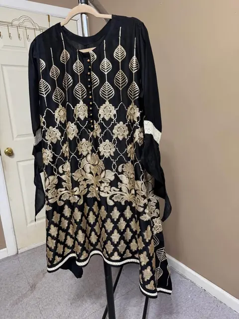 Black Viscose Embroidered Stylish Top, photo 3