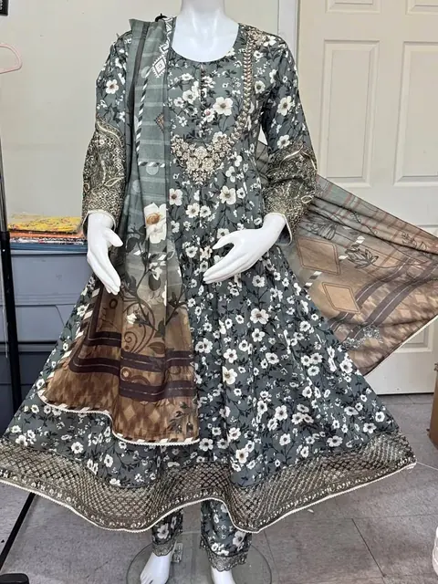 Doria Lawn Maxi Dress with Embroidered Motif