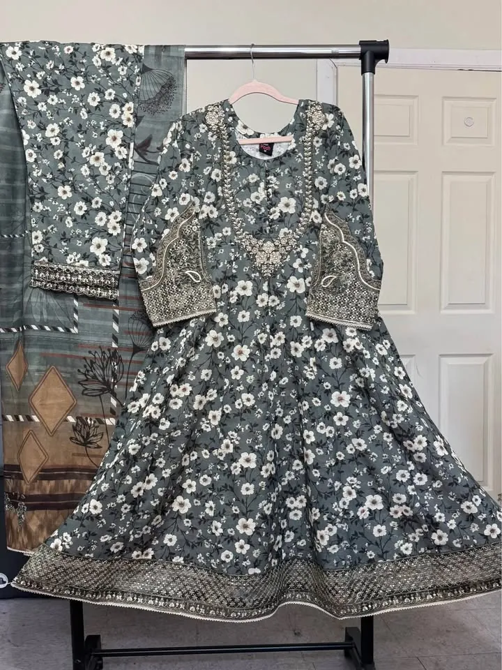 Doria Lawn Maxi Dress with Embroidered Motif, photo 3 of 5