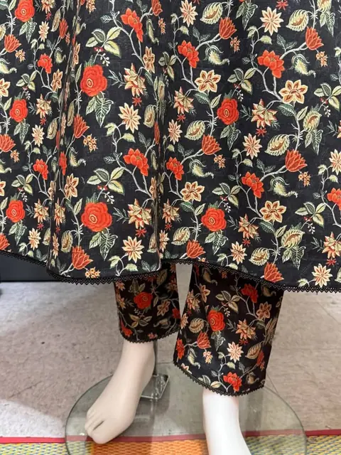 Branded Khaddar 2-Piece Maxi Dress, photo 4