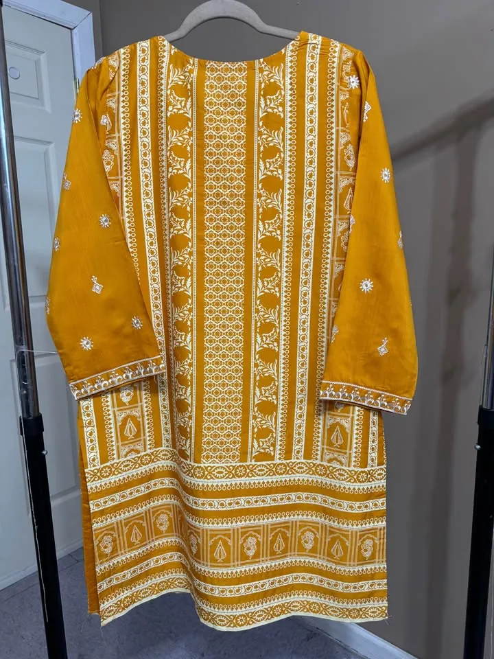 Viscose Chikankari Kurti / Top, photo 4 of 6