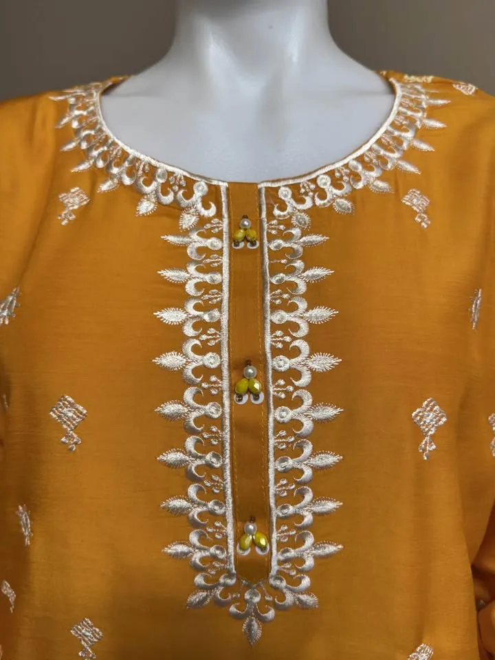 Viscose Chikankari Kurti / Top, photo 6 of 6