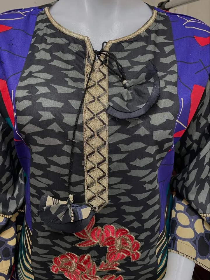 Lawn Embroidered Dress with Chiffon Dupatta, photo 4 of 5