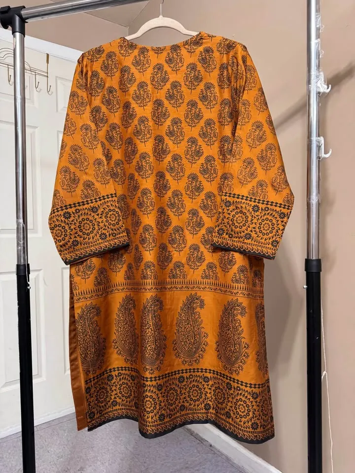 Brown Viscose Embroidered Kurti / Top, photo 5 of 6