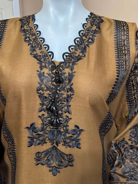 Brown Cotton Embroidered Kurti, photo 3